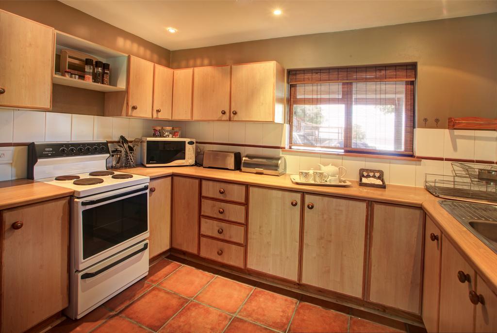 The Loerie'S View Villa Wilderness Room photo