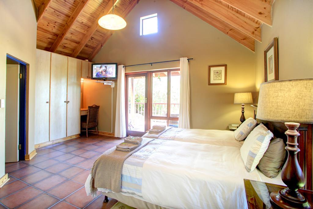 The Loerie'S View Villa Wilderness Room photo